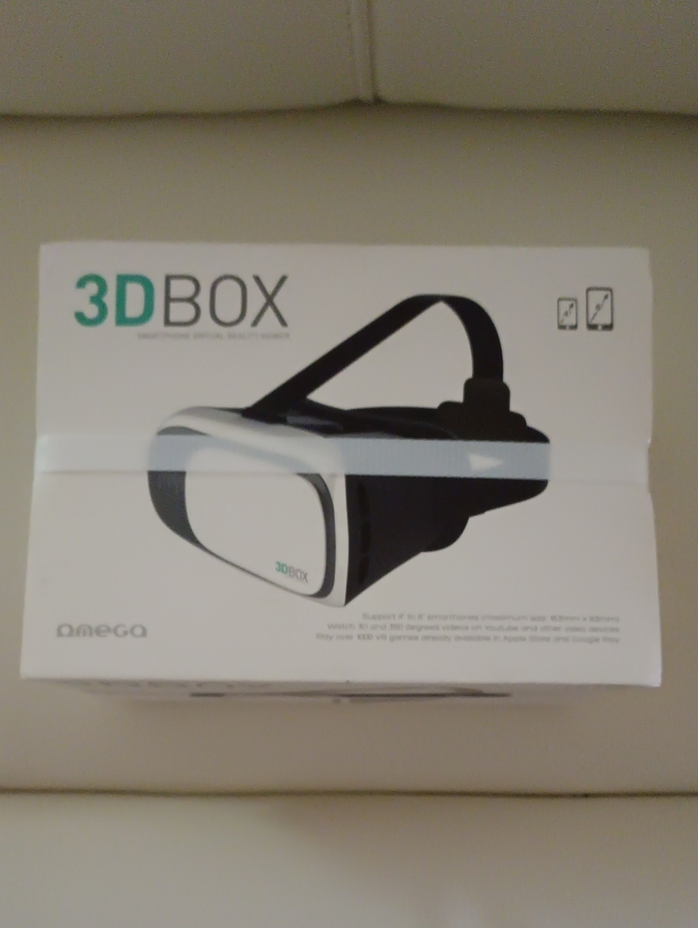 Omega 3DBox Black and White VR Headset